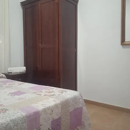 Holiday home Agradable Chalet Con Piscina Escapadas. *