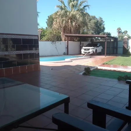 Agradable Chalet Con Piscina Escapadas. Holiday home
