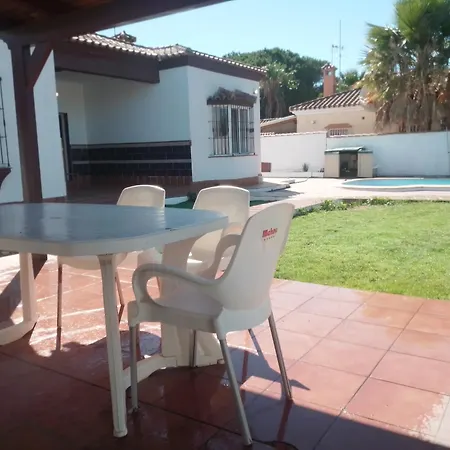 Agradable Chalet Con Piscina Escapadas. Holiday home *