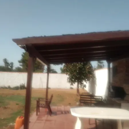 Agradable Chalet Con Piscina Escapadas.